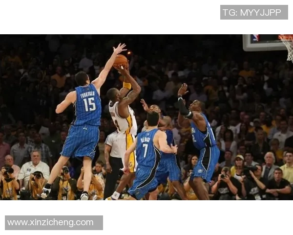 湖人对阵魔术比赛深度分析及双方近期状态对比