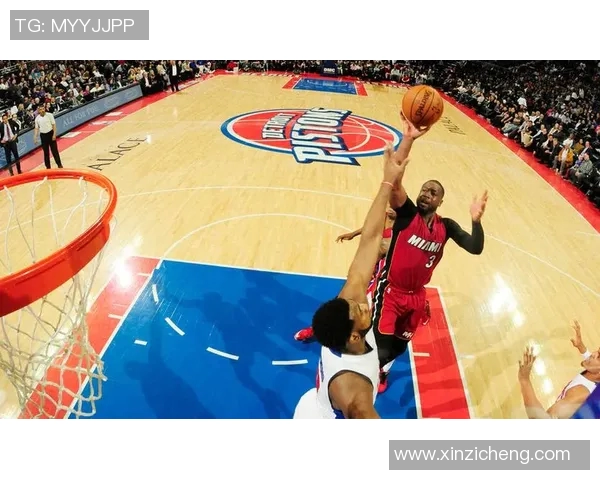 骑士与活塞季后赛第二场激战回顾球员表现与战术分析