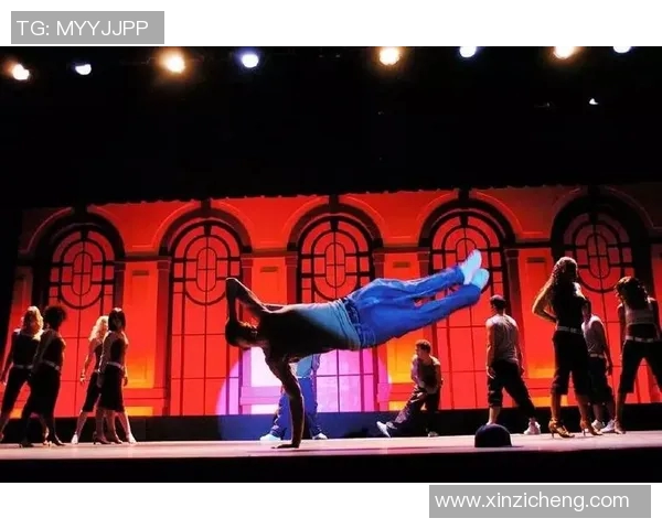 耐克广告展现芭蕾与街舞的完美对决引发热议与思考