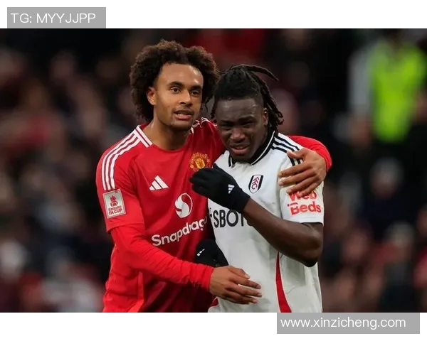 阿尔克马尔与皇家社会的激烈对决揭示足球战术的魅力与挑战