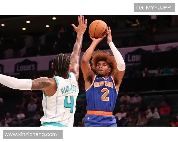 黄蜂队绝杀尼克斯瞬间回顾精彩时刻与关键球员表现分析