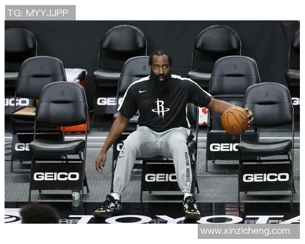 哈登状态急剧下滑76人续约四年一亿六千万计划面临困境 哈登状态急剧下滑76人续约四年一亿六千万计划面临困境