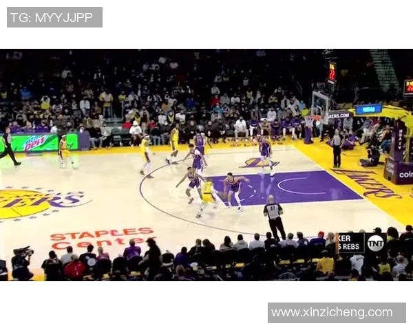 艾尔切主场迎战瓦伦西亚力争三分展现球队斗志与实力